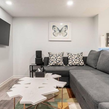 Apartmán Cozy Nest Basement Unit Hamilton Exteriér fotografie