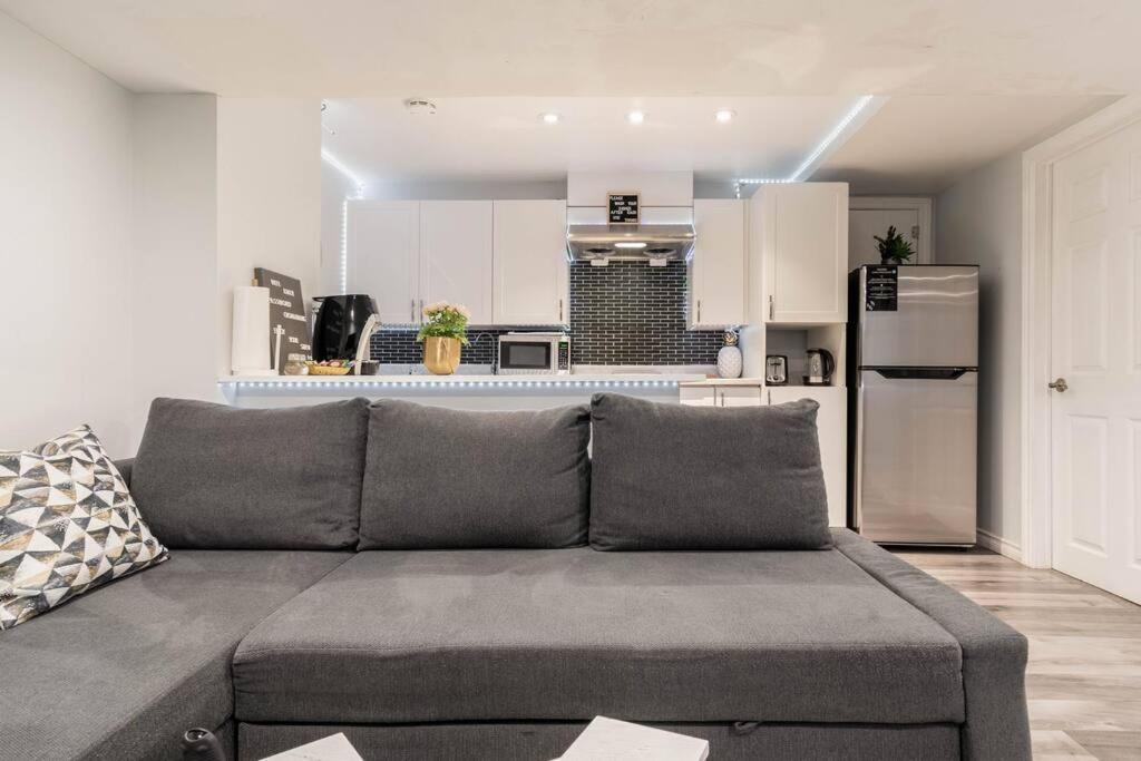 Apartmán Cozy Nest Basement Unit Hamilton Exteriér fotografie