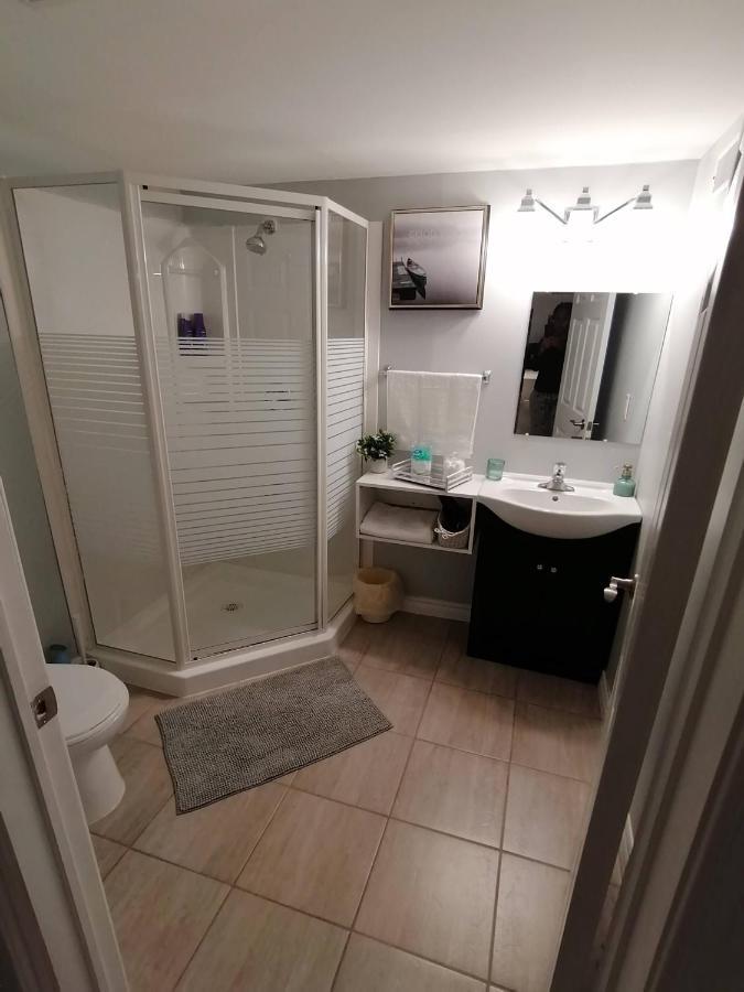 Apartmán Cozy Nest Basement Unit Hamilton Exteriér fotografie